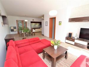 Pronájem bytu 5+kk, Praha - Petrovice, Edisonova, 154 m2