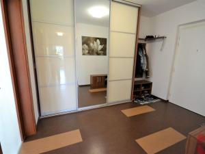 Pronájem bytu 5+kk, Praha - Petrovice, Edisonova, 154 m2