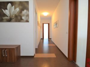 Pronájem bytu 5+kk, Praha - Petrovice, Edisonova, 154 m2