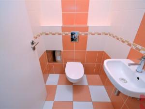 Pronájem bytu 5+kk, Praha - Petrovice, Edisonova, 154 m2