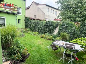 Prodej rodinného domu, Roštění, 400 m2