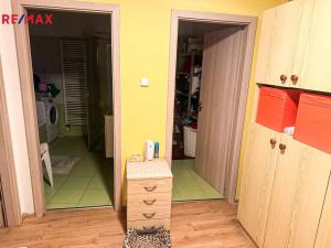 Prodej rodinného domu, Roštění, 450 m2