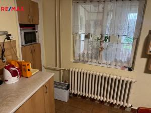 Prodej rodinného domu, Roštění, 450 m2