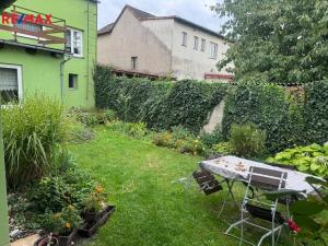 Prodej rodinného domu, Roštění, 450 m2