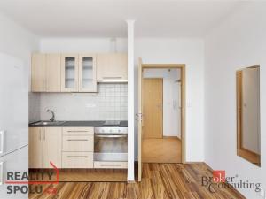 Prodej bytu 1+kk, Praha - Letňany, Místecká, 31 m2