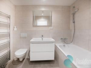 Pronájem bytu 3+kk, Praha, Na moklině, 71 m2