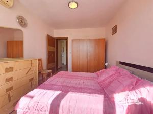 Prodej bytu 2+kk, Nesebar, Bulharsko, 67 m2