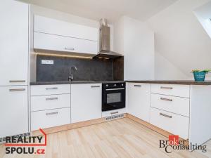 Pronájem bytu 2+kk, Kladno - Kročehlavy, Generála Selnera, 80 m2