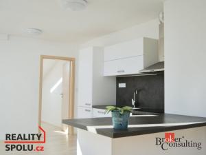 Pronájem bytu 2+kk, Kladno - Kročehlavy, Generála Selnera, 80 m2