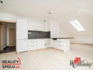 Pronájem bytu 2+kk, Kladno - Kročehlavy, Generála Selnera, 80 m2