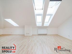 Pronájem bytu 2+kk, Kladno - Kročehlavy, Generála Selnera, 80 m2