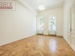 Pronájem bytu 2+1, Praha - Smíchov, Štefánikova, 67 m2