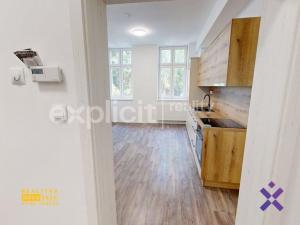 Pronájem bytu 2+kk, Žirovnice, Havlíčkovo náměstí, 38 m2