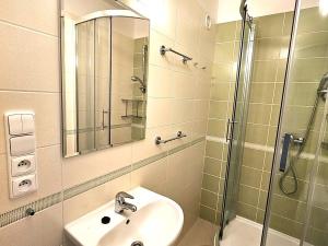 Pronájem bytu 2+kk, Praha, Píškova, 45 m2