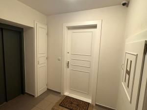 Prodej bytu 4+1, Karlovy Vary, Mariánskolázeňská, 130 m2