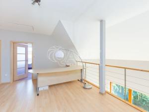 Prodej rodinného domu, Planá nad Lužnicí - Strkov, Pstruhová, 211 m2
