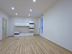 Pronájem bytu 3+kk, Neveklov, náměstí Jana Heřmana, 68 m2