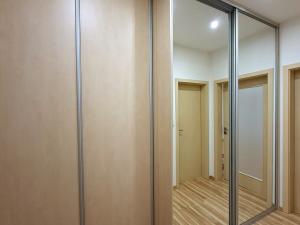 Pronájem bytu 3+kk, Neveklov, náměstí Jana Heřmana, 68 m2