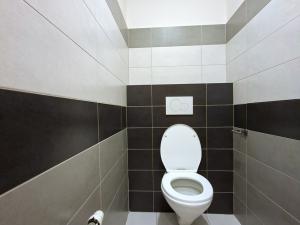 Pronájem bytu 3+kk, Neveklov, náměstí Jana Heřmana, 68 m2