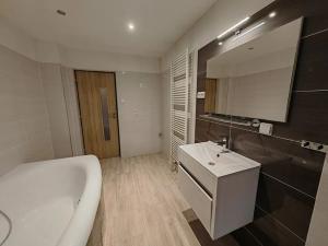 Prodej rodinného domu, Petrůvka, 150 m2