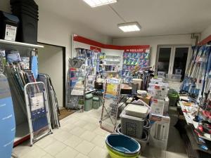 Pronájem obchodního prostoru, Jirny, Tovární, 456 m2