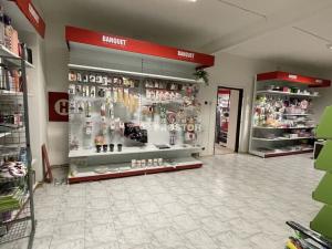 Pronájem kanceláře, Jirny, Tovární, 456 m2