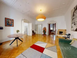 Prodej bytu 3+1, České Budějovice - České Budějovice 1, Karla IV., 109 m2