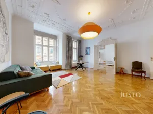 Prodej bytu 3+1, České Budějovice - České Budějovice 1, Karla IV., 109 m2