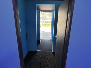 Pronájem obchodního prostoru, Znojmo, Holandská, 100 m2