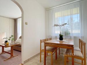 Prodej bytu 3+1, Praha, K lukám, 68 m2