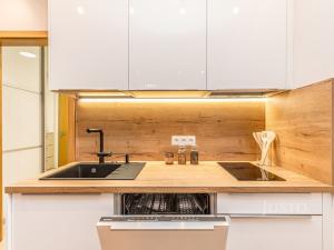 Pronájem bytu 1+kk, Praha, Kakosova, 33 m2