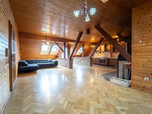 Prodej restaurace, Havlíčkův Brod, Vagonova, 300 m2
