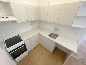 Pronájem bytu 3+1, Praha - Nové Město, Ječná, 99 m2