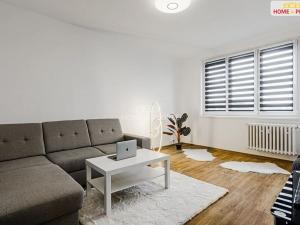 Prodej bytu 3+1, Karlovy Vary, Okružní, 65 m2