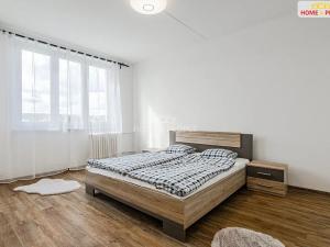 Prodej bytu 3+1, Karlovy Vary, Okružní, 65 m2