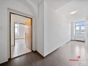 Pronájem bytu 2+kk, Sadová, 43 m2