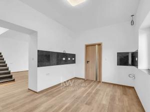 Prodej rodinného domu, Vykáň, 214 m2