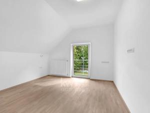 Prodej rodinného domu, Vykáň, 214 m2
