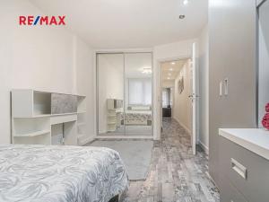 Pronájem bytu 3+kk, Praha - Dejvice, Banskobystrická, 75 m2