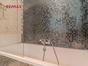 Pronájem bytu 3+kk, Praha - Dejvice, Banskobystrická, 75 m2