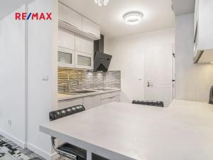 Pronájem bytu 3+kk, Praha - Dejvice, Banskobystrická, 75 m2