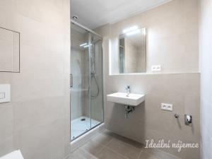 Pronájem bytu 2+kk, Praha - Kamýk, Zimova, 51 m2
