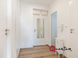 Pronájem bytu 3+1, Praha - Břevnov, Talichova, 105 m2