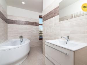 Pronájem rodinného domu, Dobrá, 106 m2