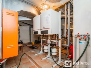 Prodej komerčního pozemku, Praha - Šeberov, K Hrnčířům, 2233 m2