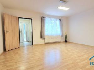 Pronájem rodinného domu, Praha - Letňany, Velešínská, 109 m2