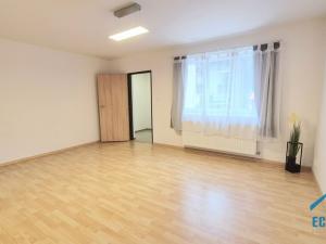 Pronájem rodinného domu, Praha - Letňany, Velešínská, 109 m2