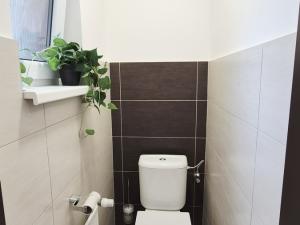 Pronájem rodinného domu, Praha - Letňany, Velešínská, 109 m2