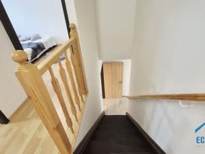 Pronájem rodinného domu, Praha - Letňany, Velešínská, 109 m2