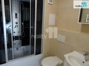 Pronájem bytu 1+kk, Děčín - Děčín I-Děčín, Karla Čapka, 30 m2